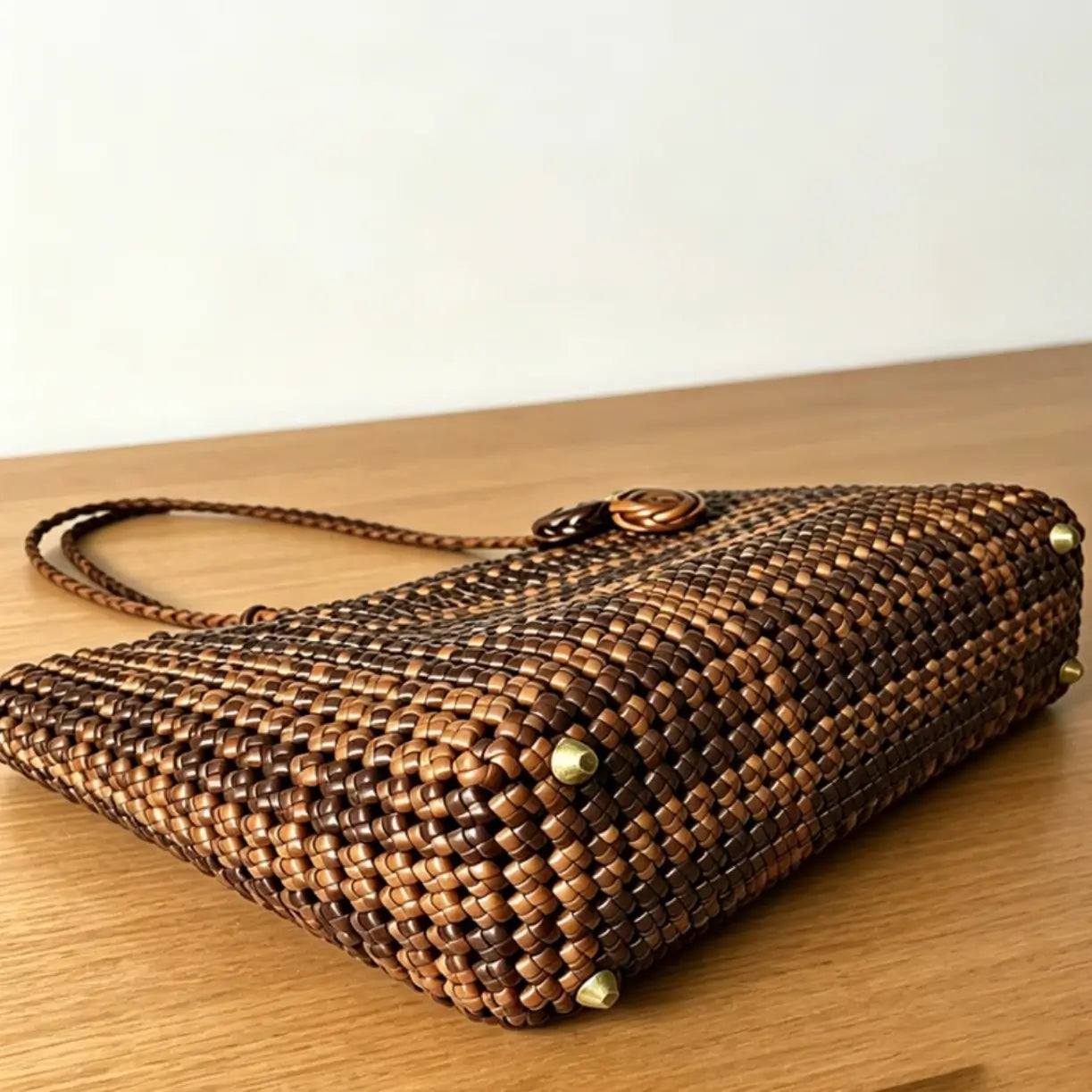 Handwoven PE Rattan Tote Bag – Bottom